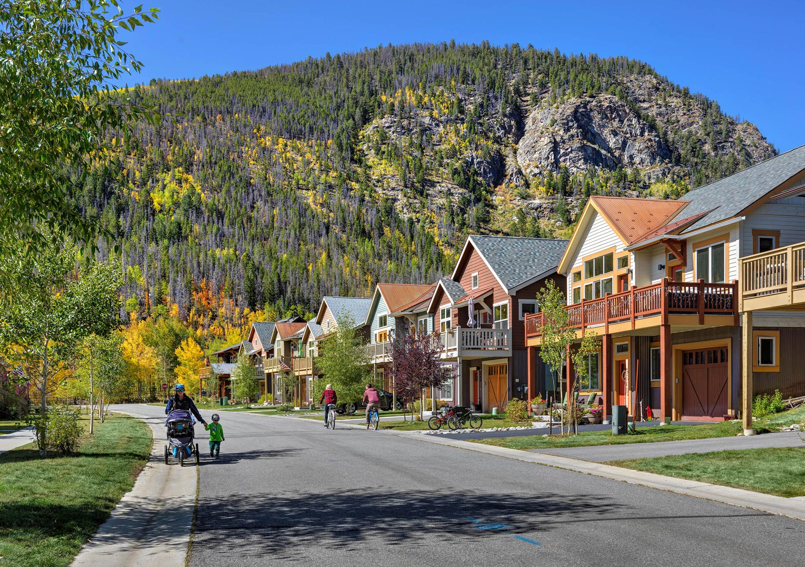 Peak One Neighborhood Frisco Colorado | Maylone Architectural Photo