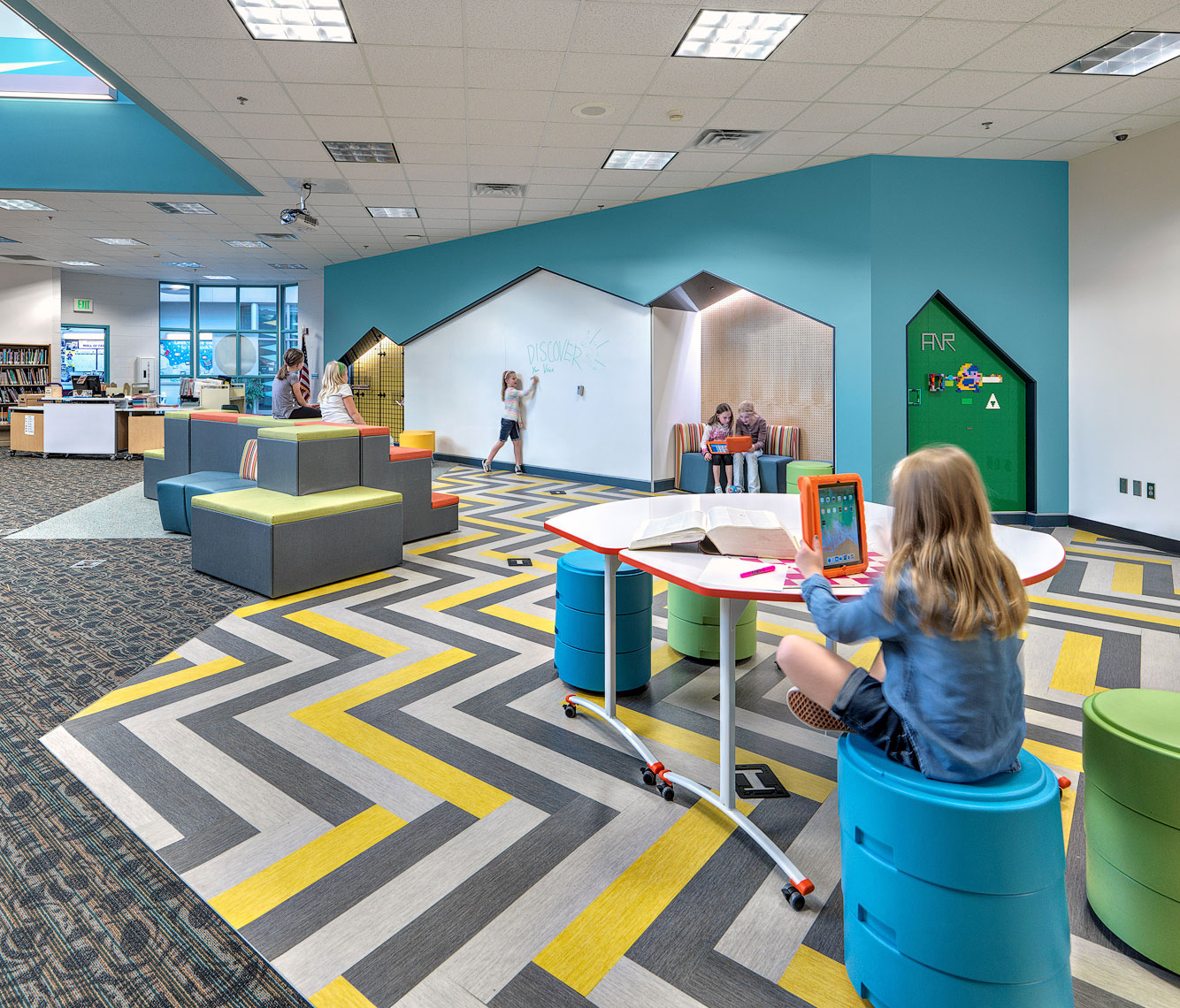 Cherry Creek Schools OZ Architecture | Maylone Architectural Photo