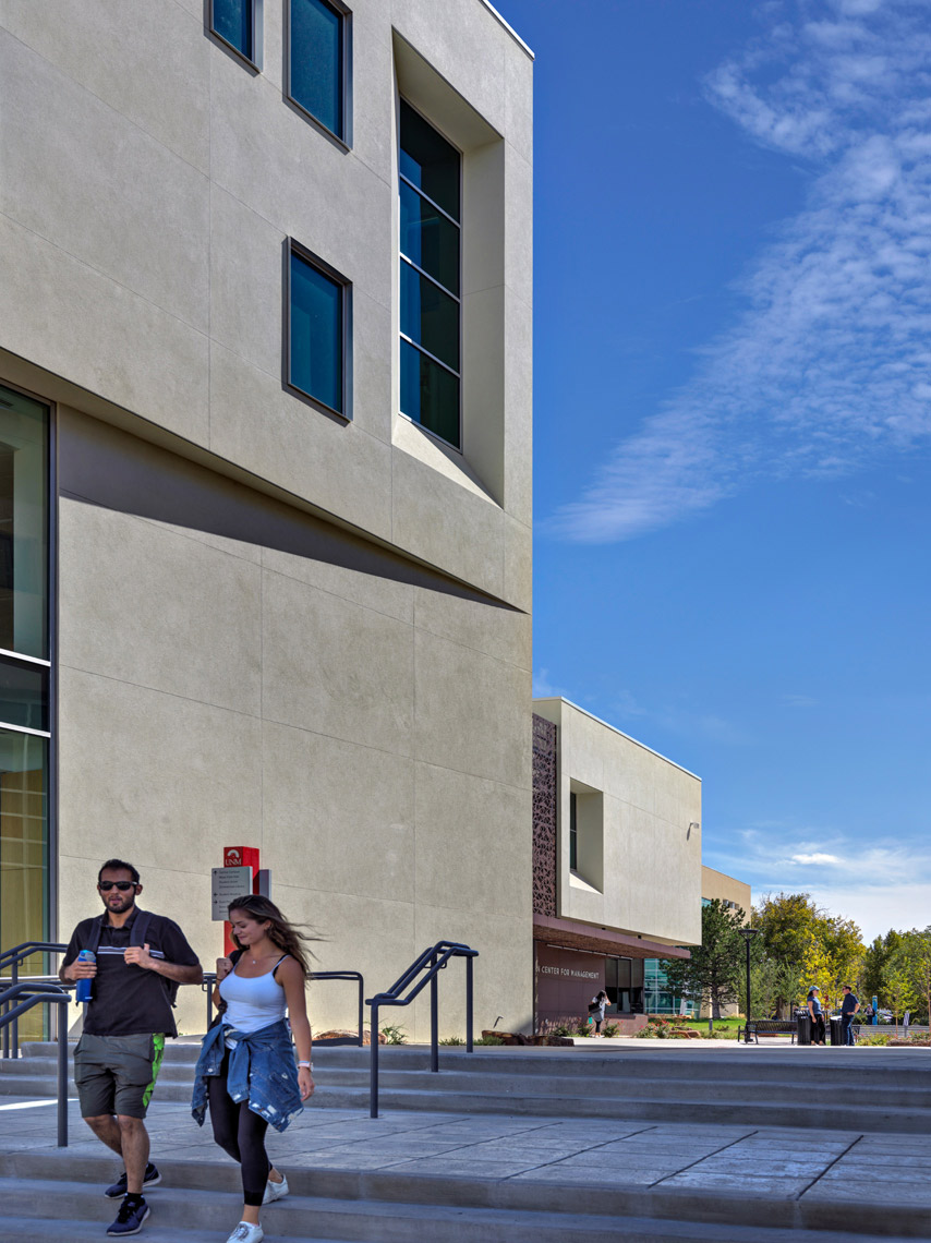 University of New Mexico | Maylone Architectural Photo